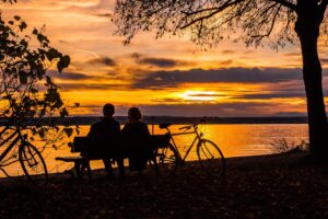 sunset, married couple, lake constance-538286.jpg